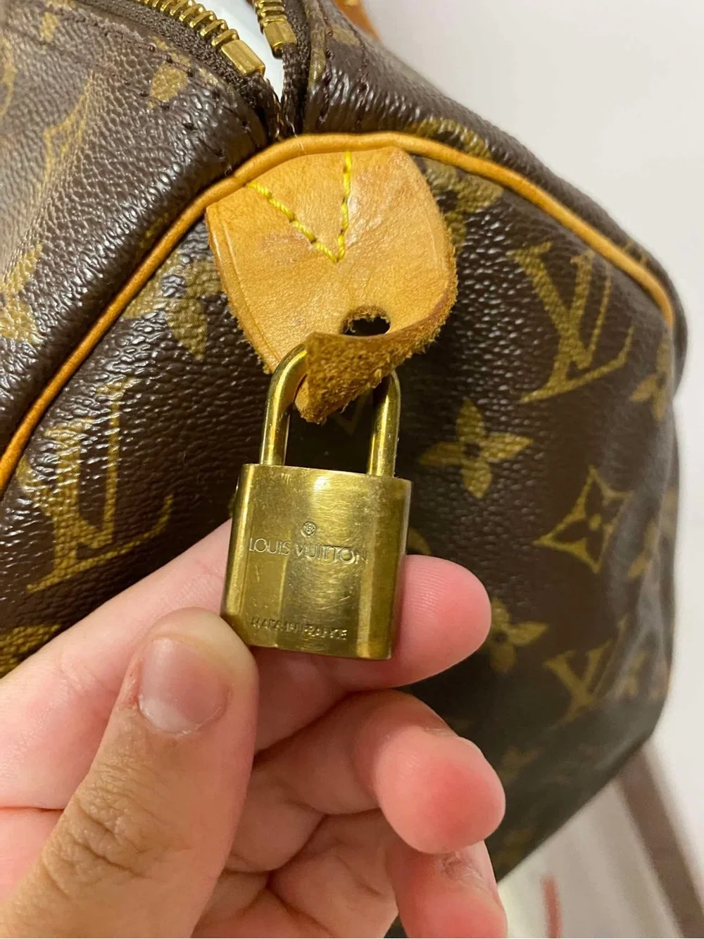 Louis Vuitton speedy 30 monogram